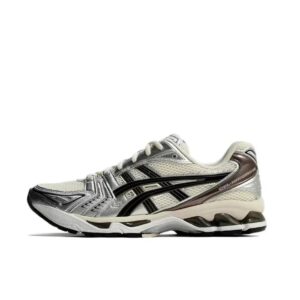 ASICS GEL-KAHANA  TR V4 sneakers Black and white silver