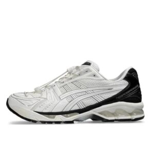 ASICS GEL-KAHANA  TR V4 sneakers White and black