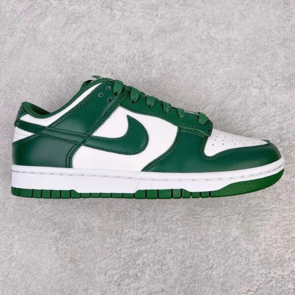 NIKE Dunk Low Collection