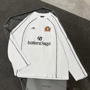 Balenciga Collaboration Foot Show Embroidered Pullover  25 High-End Long-Sleeved Styles