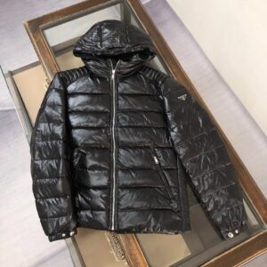 PRADA Fall/Winter 2024 New Arrival Business-Casual Hooded Down Jacket~