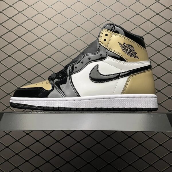 Air Jordan 1 Retro High NRG " Patent Cold Toe