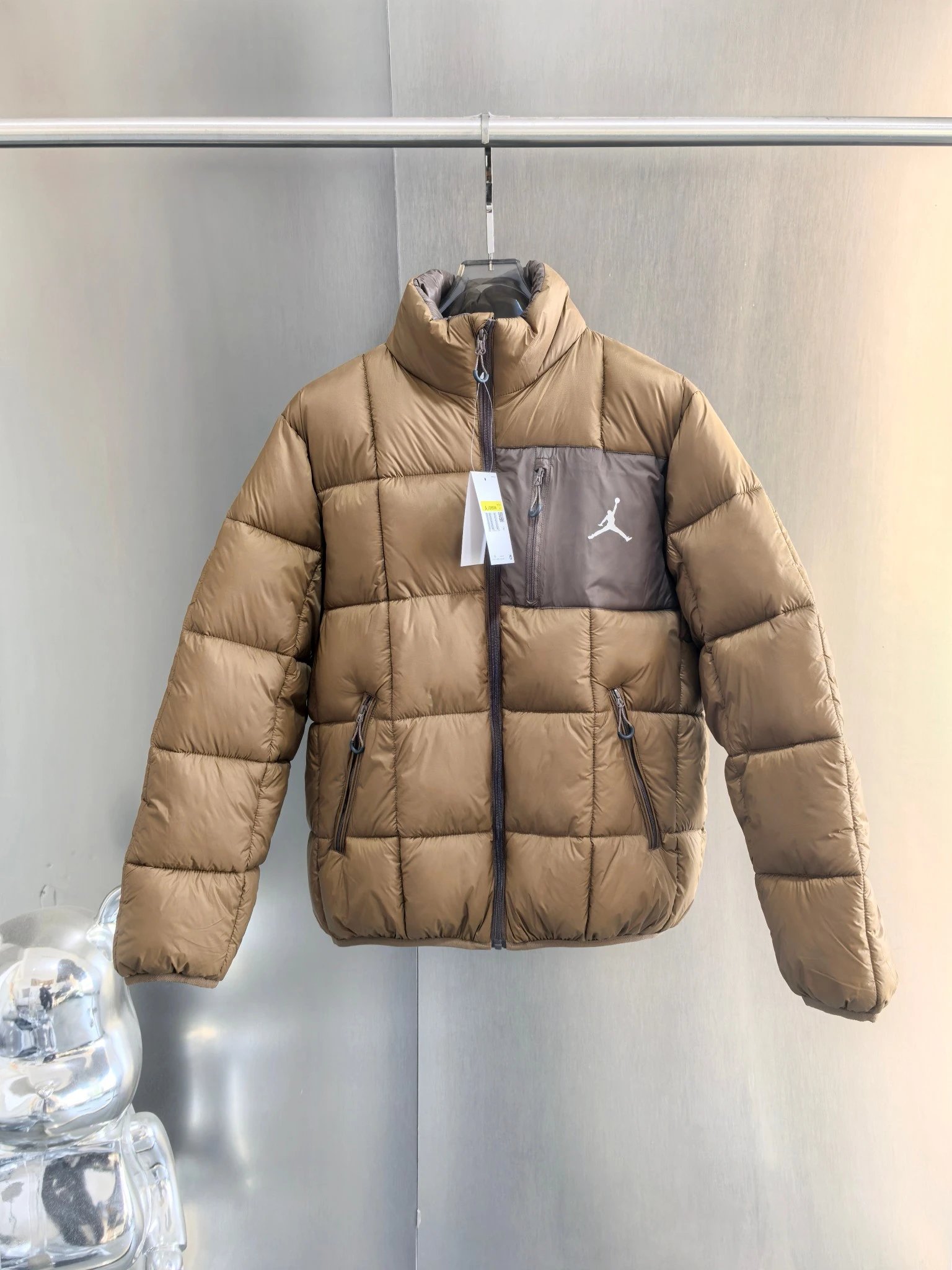 Jordan Stand Collar Short Down Jacket Brown Patchwork Dark Brown