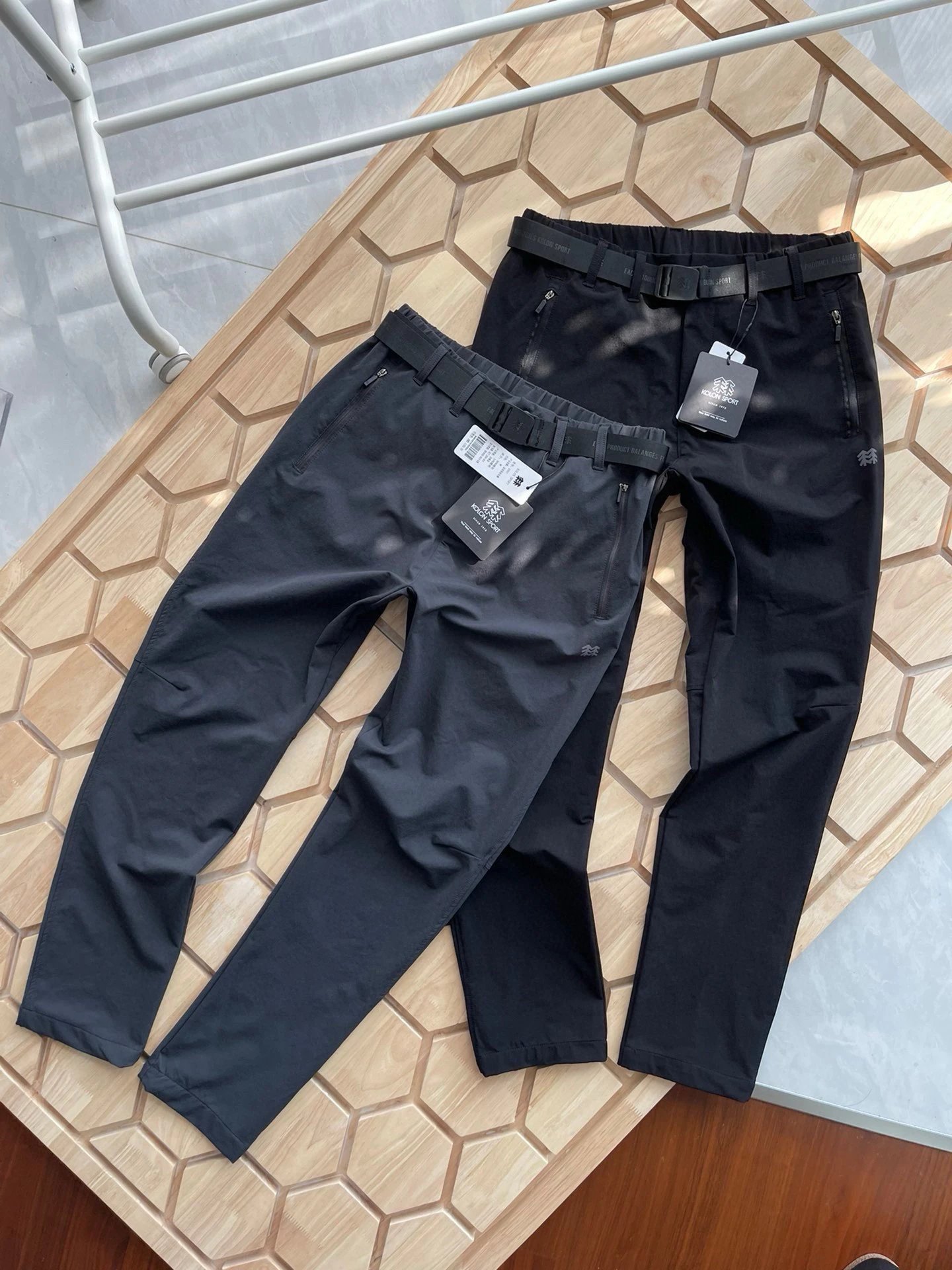 KOLONSPORT Functional Commuter Dual-Color Trousers Series