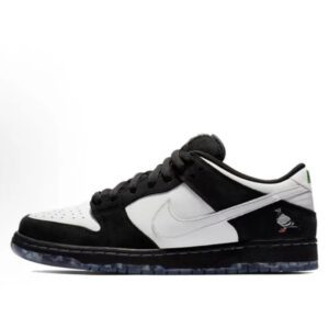 Nike Dunk Street Style Black & White
