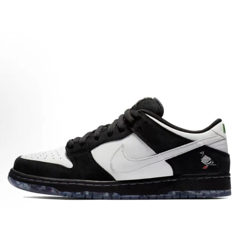 Nike Dunk Street Style Black & White