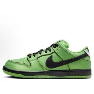 Nike Dunk Low Street Style Green