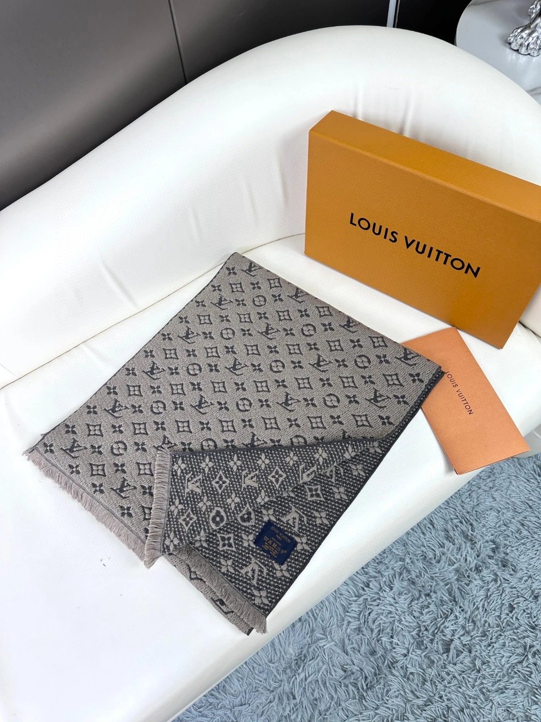 LV Monogram Classic Style Gray