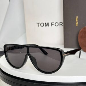 Tom Ford Fashion Sunglasses Black