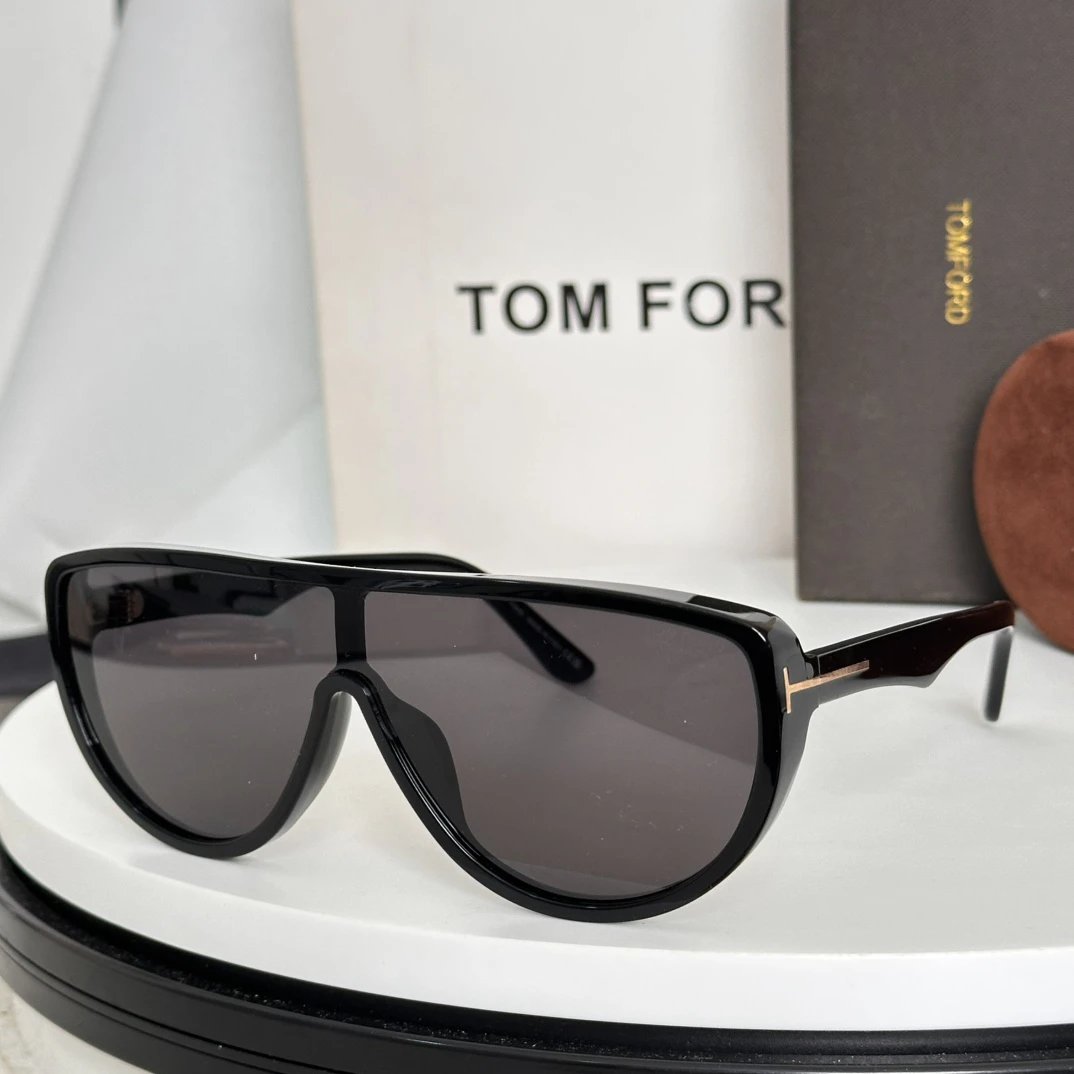 Tom Ford Fashion Sunglasses Black