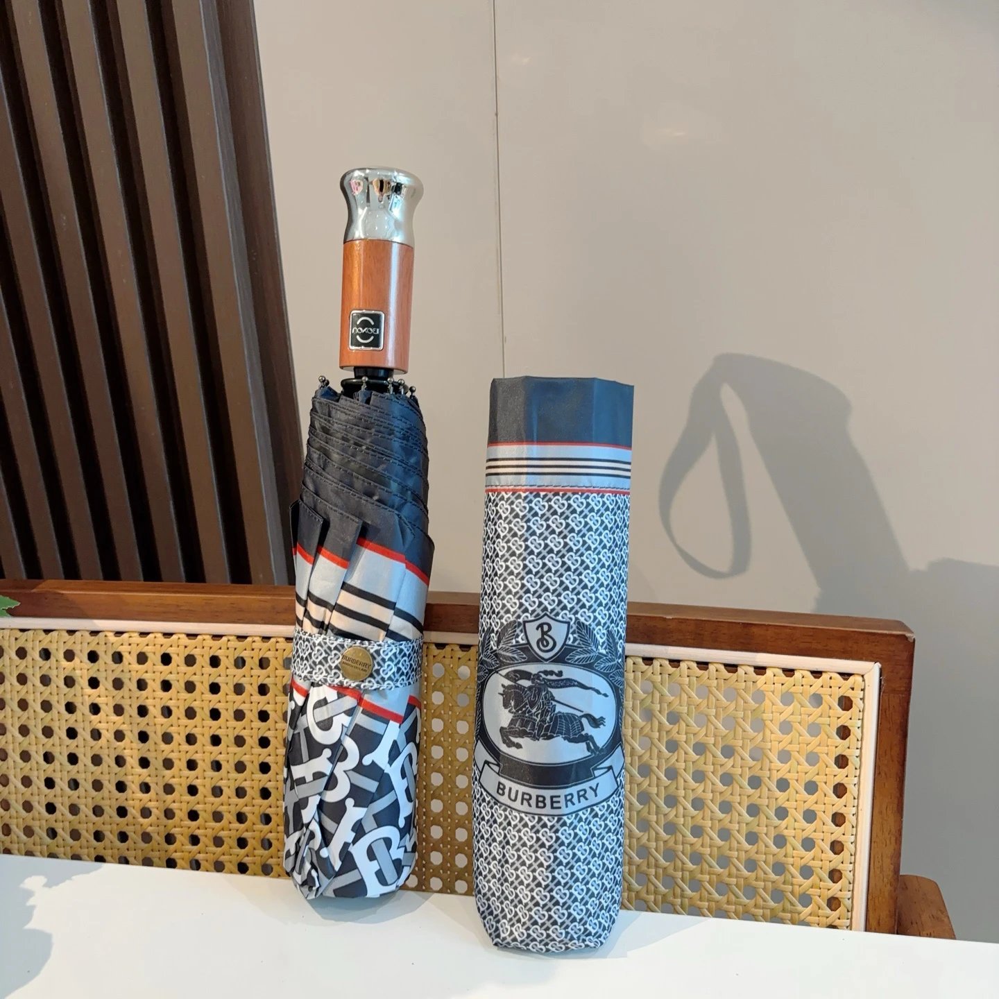 Burberry Classic Umbrella Navy