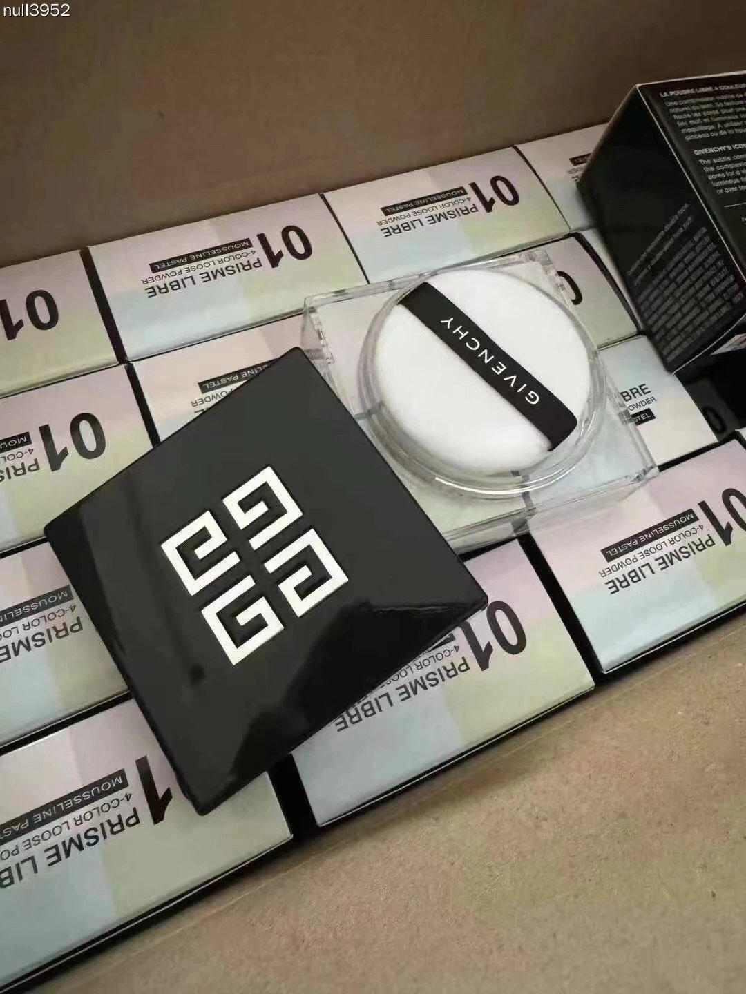 Armani Lip Lacquer in Matte Pink