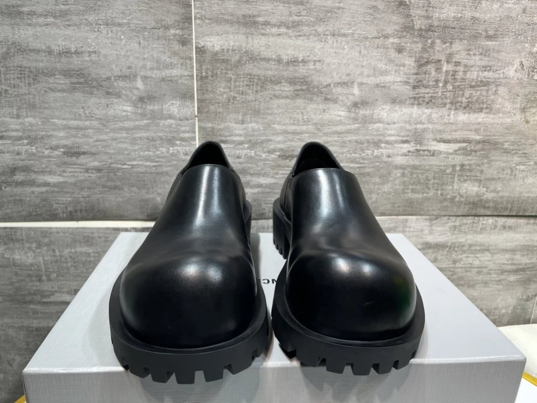 Balenciaga Chunky-Soled Black Loafers