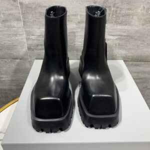 Balenciaga Chunky-Soled Boots Black