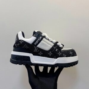 Louis Vuitton Trainer Light Blue Sneakers