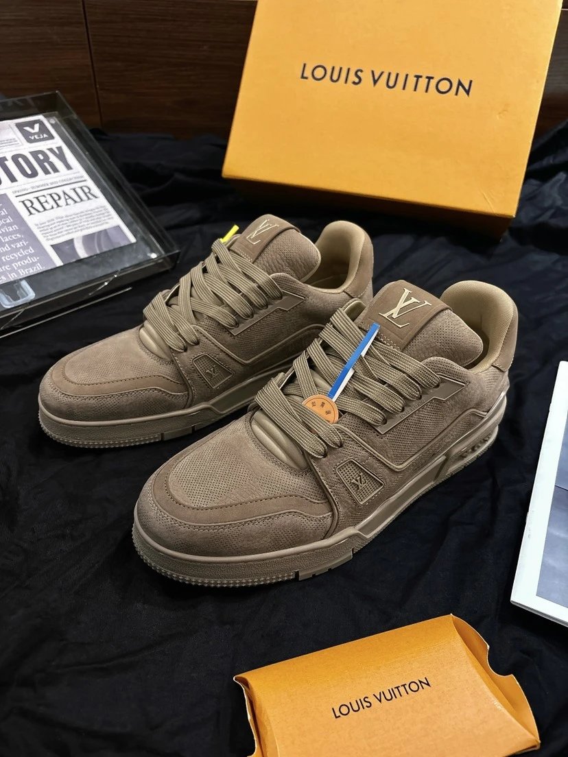 Louis Vuitton Trainer Pink Sneakers