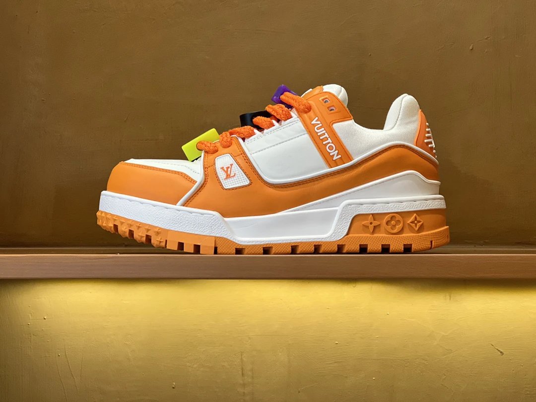 Louis Vuitton Trainer White & Green Trendy Sneakers