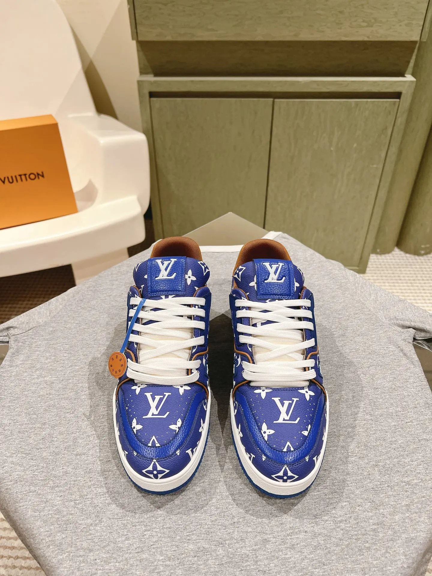 Louis Vuitton Trainer White Sneakers