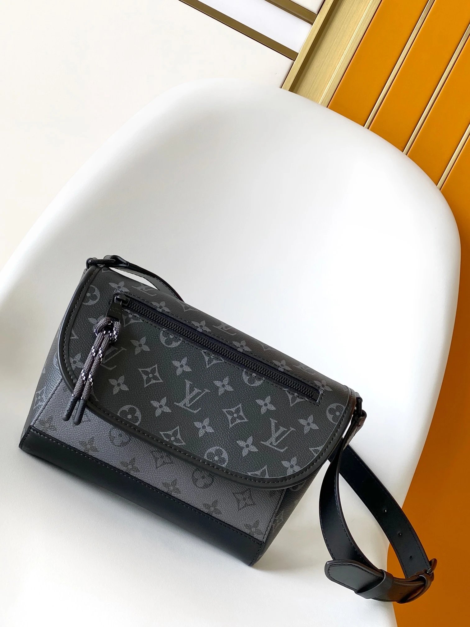 Louis Vuitton Monogram Gray-Black Crossbody Bag
