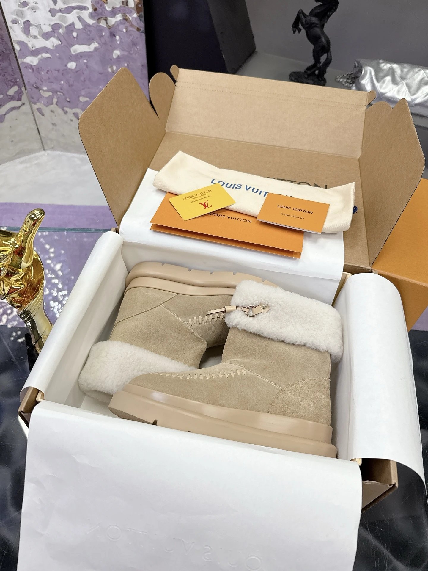 Louis Vuitton Casual Beige Shoes