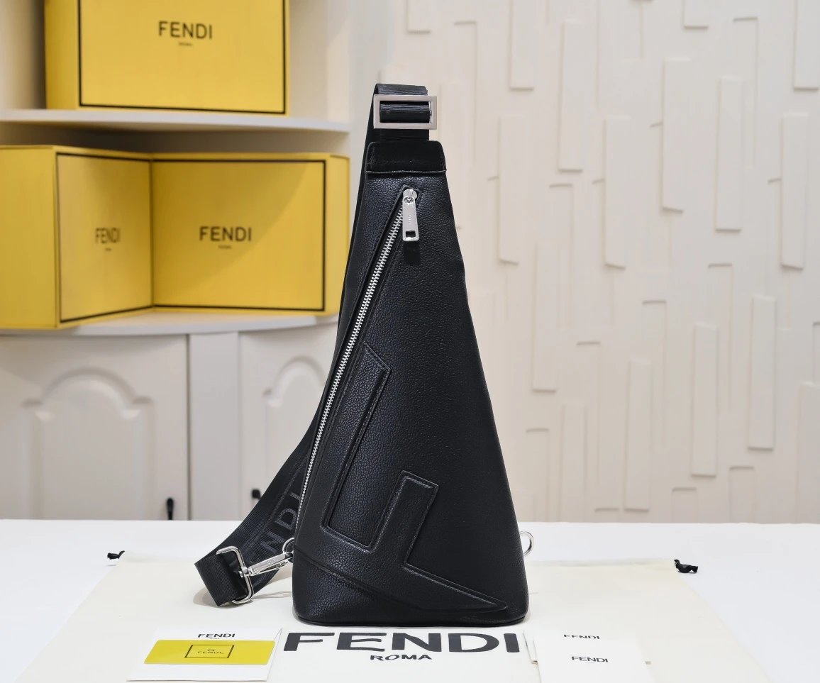 FENDI Trendy Black Chest Bag